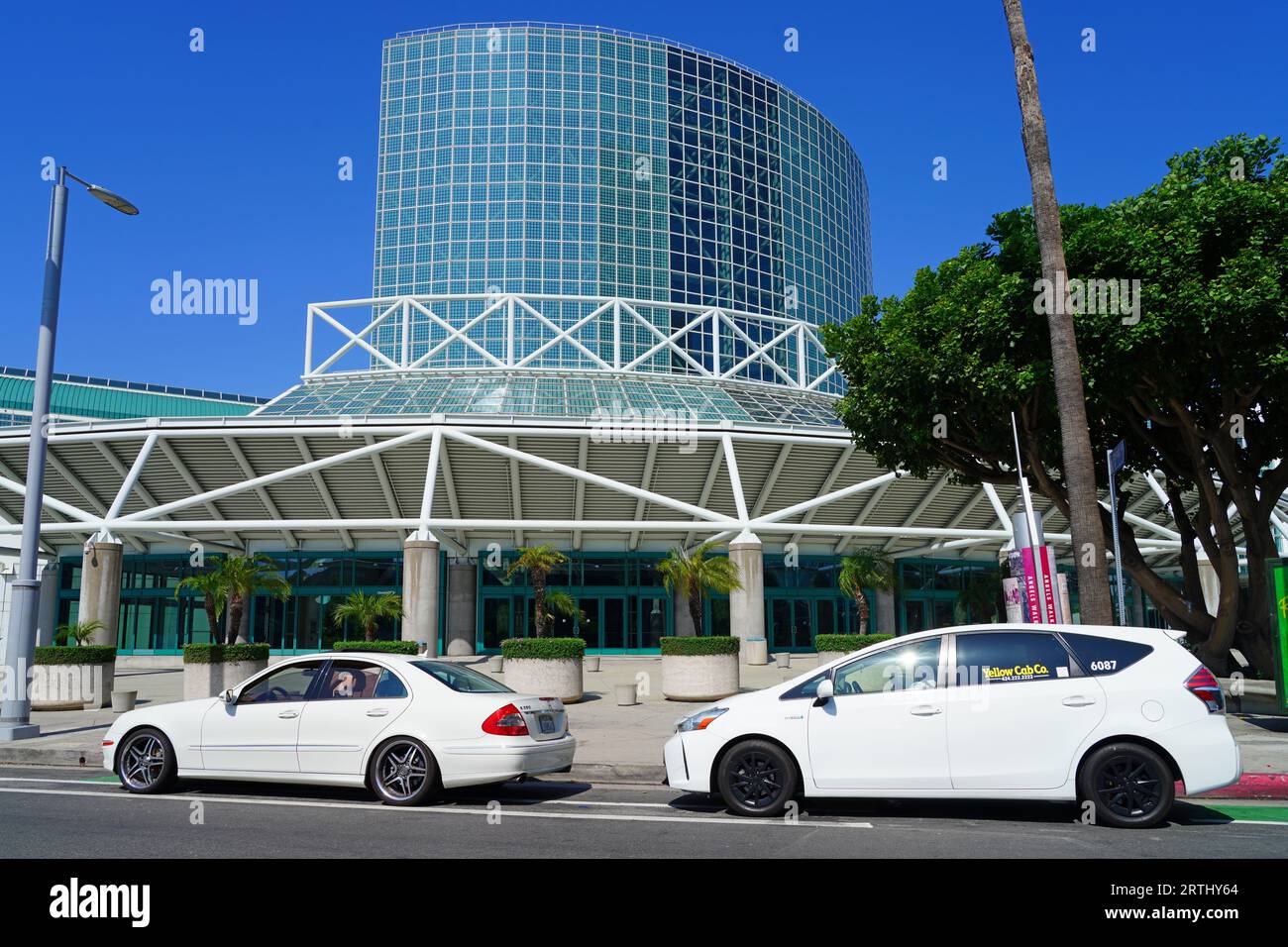 LOS ANGELES, CA -31 AUG 2023 – View of the Los Angeles Convention Center, a large conference venue located in downtown Los Angeles (DTLA) on S. Figuer Stock Photo