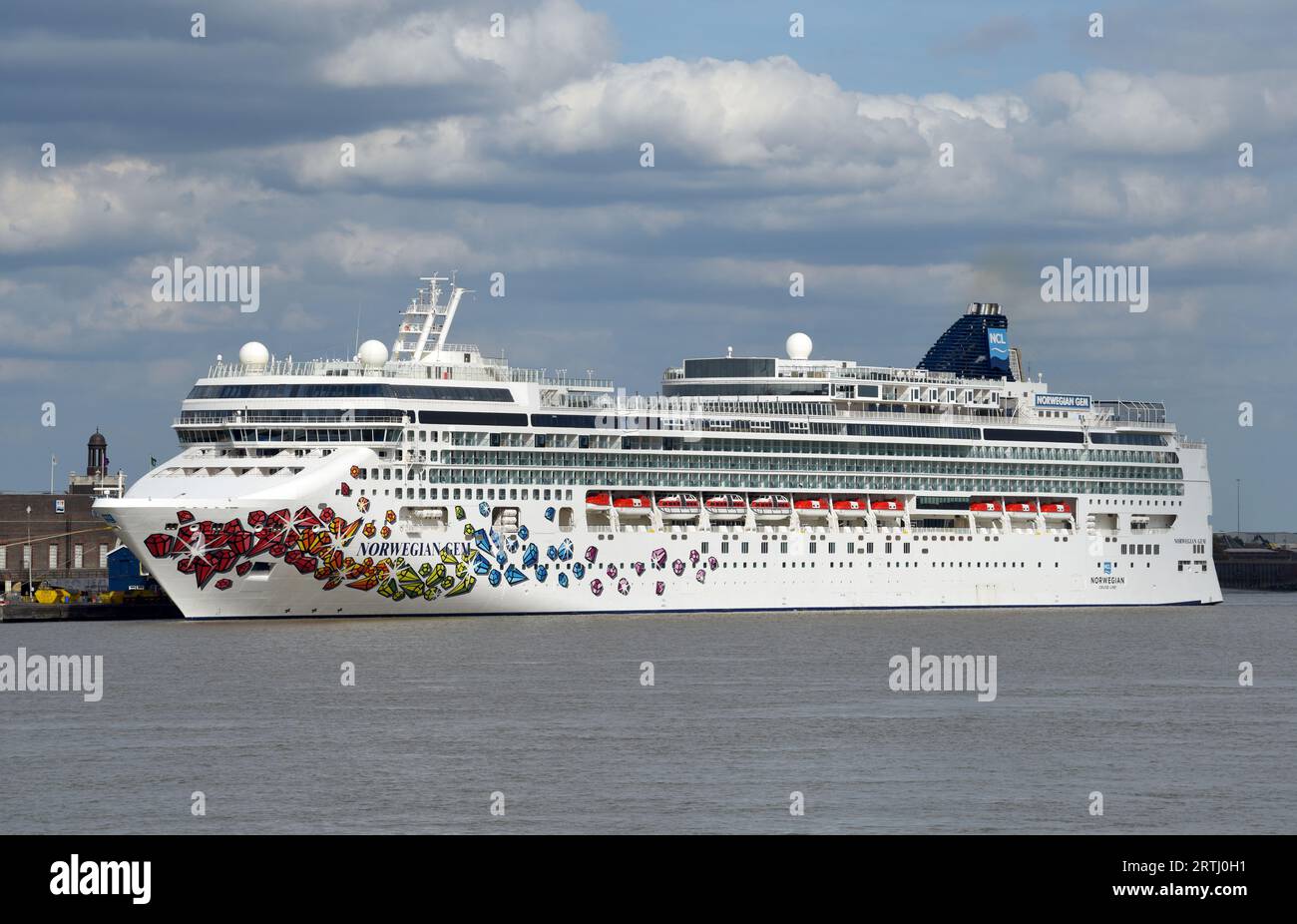 Norwegian Gem is pictured alongside London International Cruise