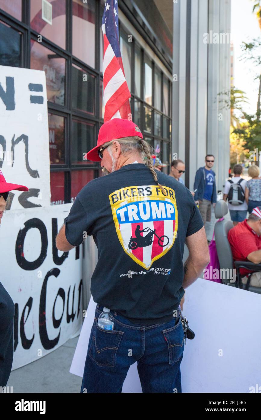 LOS ANGELES, USA, OCTOBER 22: A pro Donald Trump rally outside a CNN ...