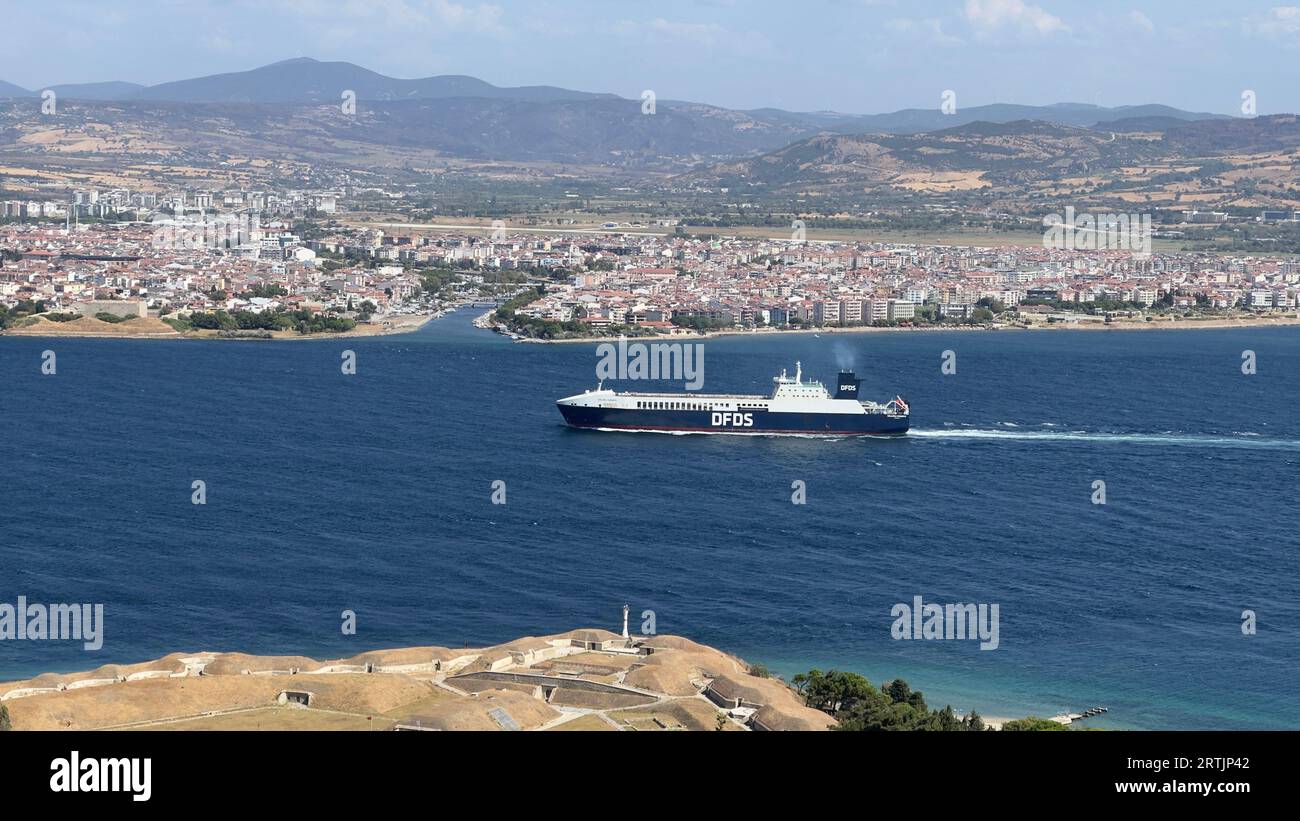 The Dardanelles Strait internationally significant waterway in northwestern  Turkey connecting the Aegean and the Sea of Marmara and separating the Eur  Stock Photo - Alamy