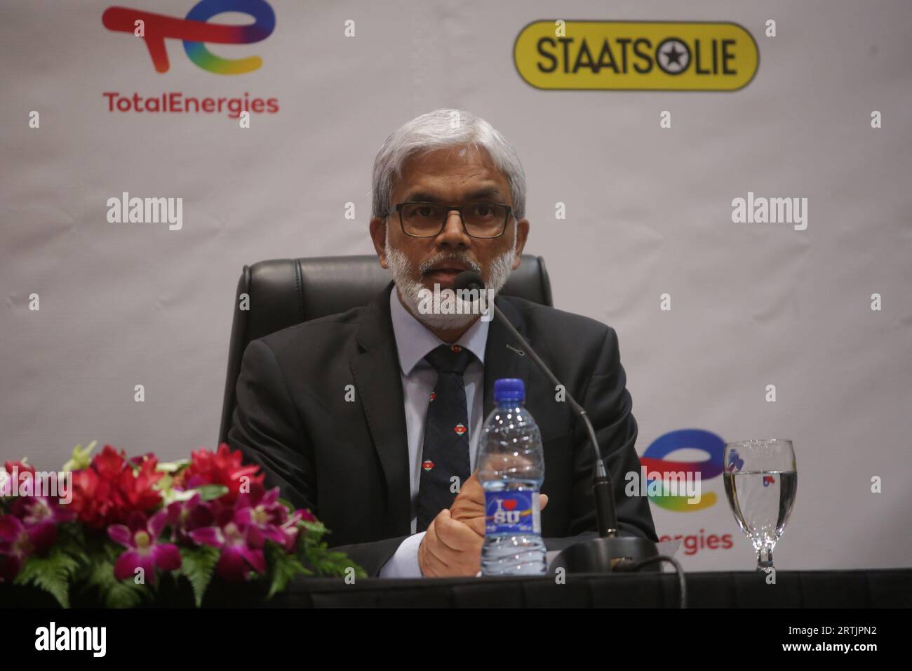 General Manager Annand Jagesar of Staatsolie Maatschappij Suriname nv during a joint press briefing in Royal Torarica on Wednesday, September 13, 2023 in Paramaribo, Suriname. TotalEnergies and partner APA Corporation will… and indicate their Final Investment decision before the end of 2024, with oil production targeted in 2027. ANP RANU ABHELAKH netherlands out - belgium out Stock Photo