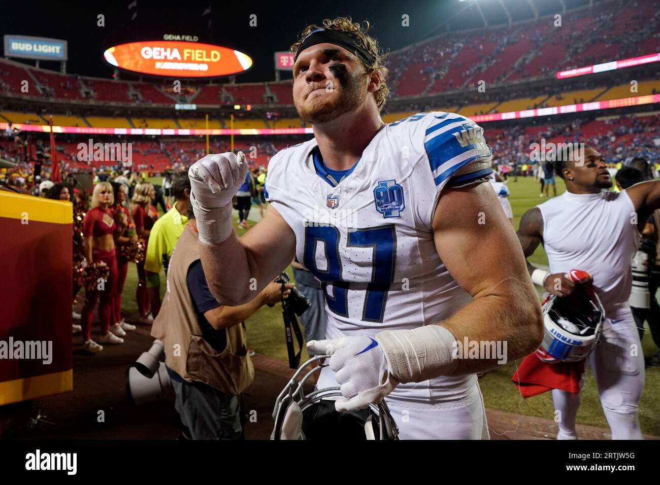 Detroit Lions tight end Sam LaPorta (87) walks off the field after a win  against the Kansas City Chiefs during an NFL football game Thursday, Sept.  7, 2023, in Kansas City, Mo. (