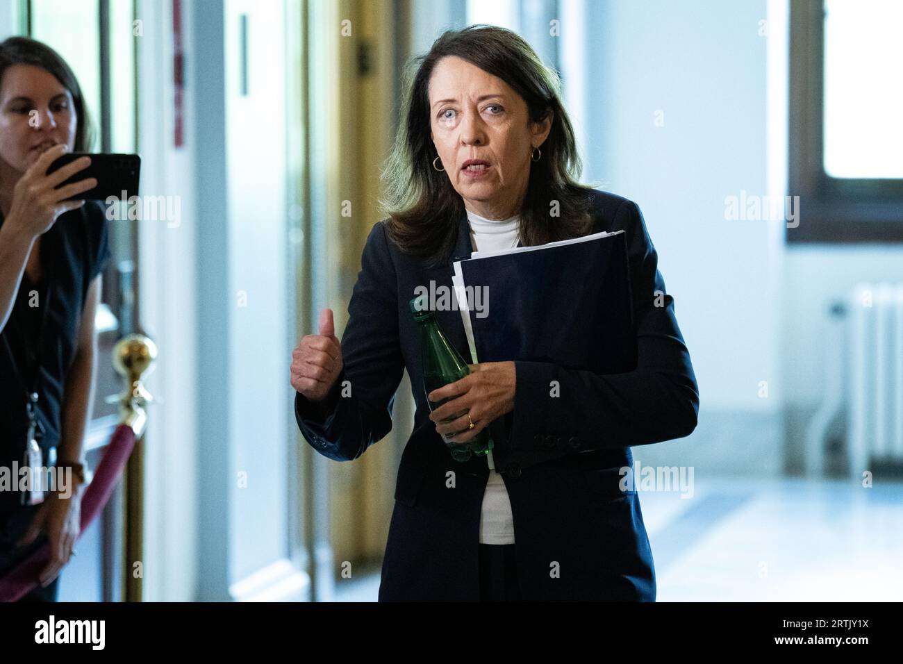 Representative maria cantwell hi-res stock photography and images - Alamy
