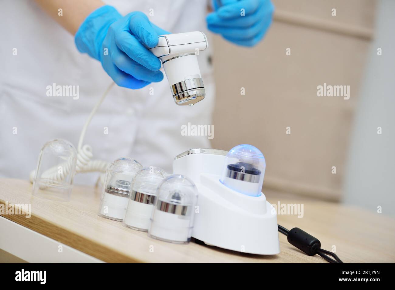 Phototrichogram hi-res stock photography and images - Alamy