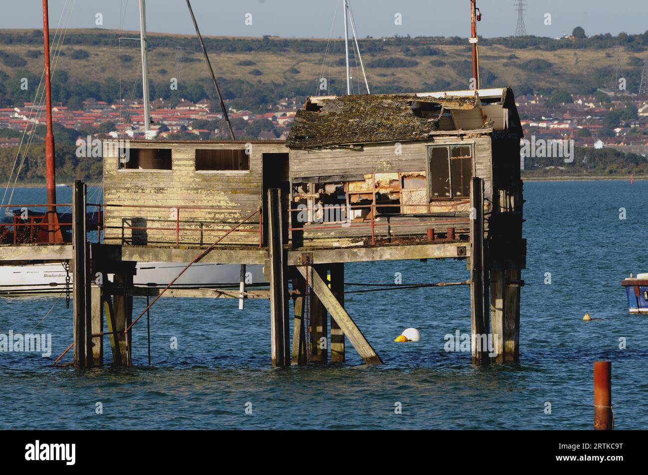 END OF THE JETTY, THE HARDWAY,GOSPORT, HANTS PIC MIKE WALKER 2023 Stock Photo