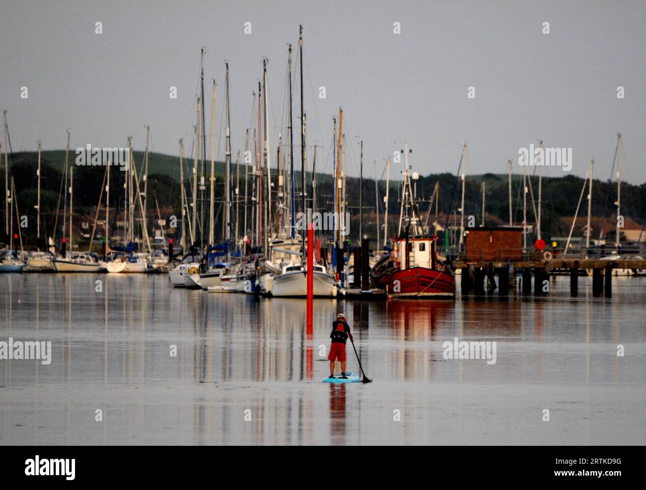 ENGLAND COASTAL PATH,, FAREHAM CREEK FAREHAM, HANTS. PIC MIKE WALKER