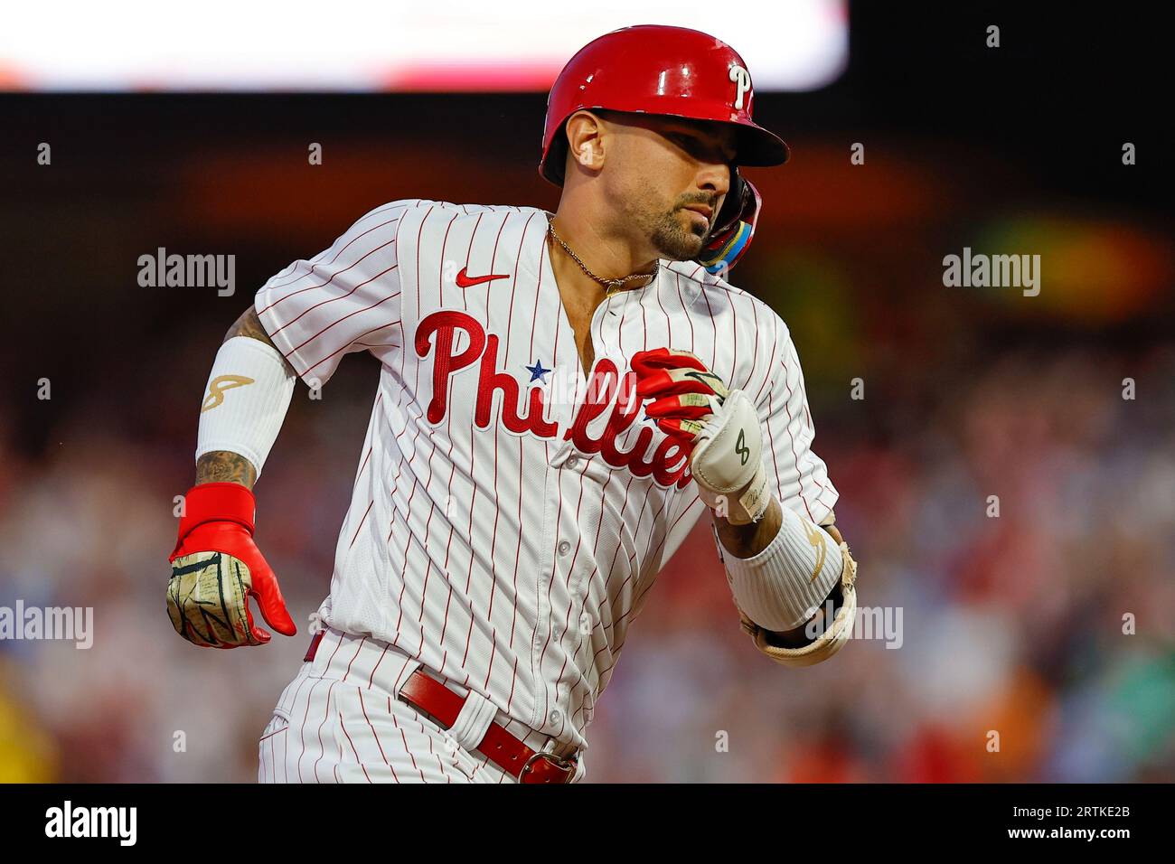 PHILADELPHIA, PA - SEPTEMBER 12: Nick Castellanos #8 of the Philadelphia  Phillies makes a catch during the Major League Baseball game against the  Atlanta Braves on September 12, 2023 at Citizens Bank