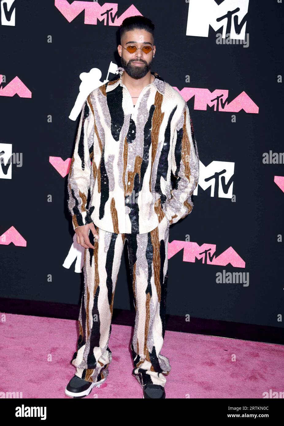 September 12, 2023, Newark, New York, USA: AP DHILLON seen on the pink carpet at the 2023 MTV VMAâ€™s (Video Music Awards) held at the Prudential Center. (Credit Image: © Nancy Kaszerman/ZUMA Press Wire) EDITORIAL USAGE ONLY! Not for Commercial USAGE! Stock Photo