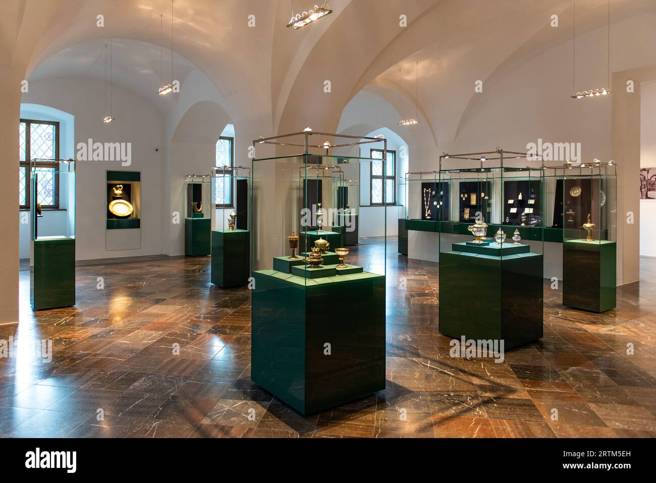 Visiting the Grünes Gewölbe or Green Vault, a museum in Dresden, Germany. Containing the largest 
