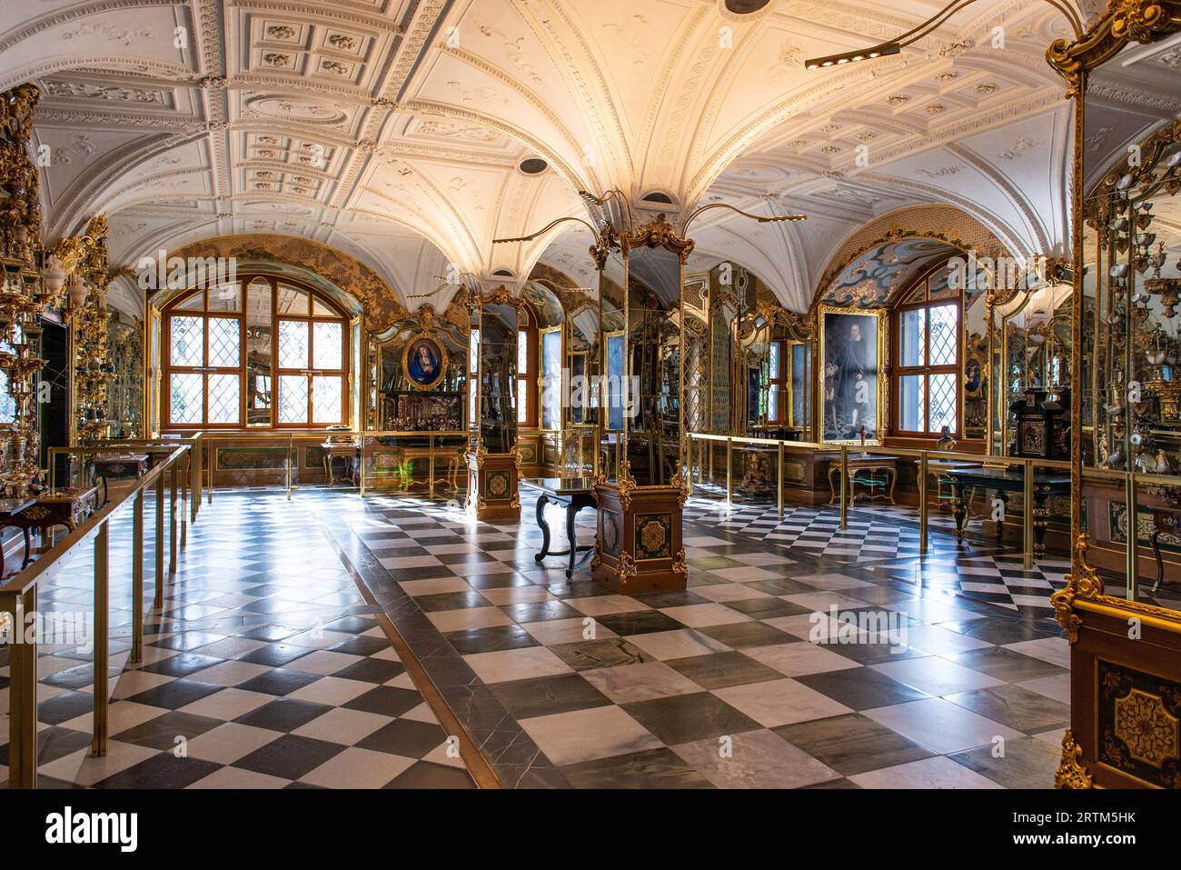 Visiting the Grünes Gewölbe or Green Vault, a museum in Dresden, Germany. Containing the largest 