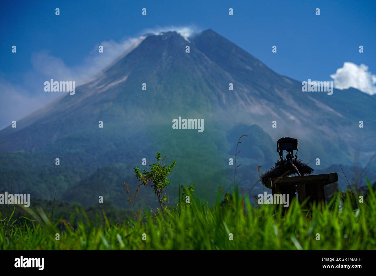 Java today hi-res stock photography and images - Alamy