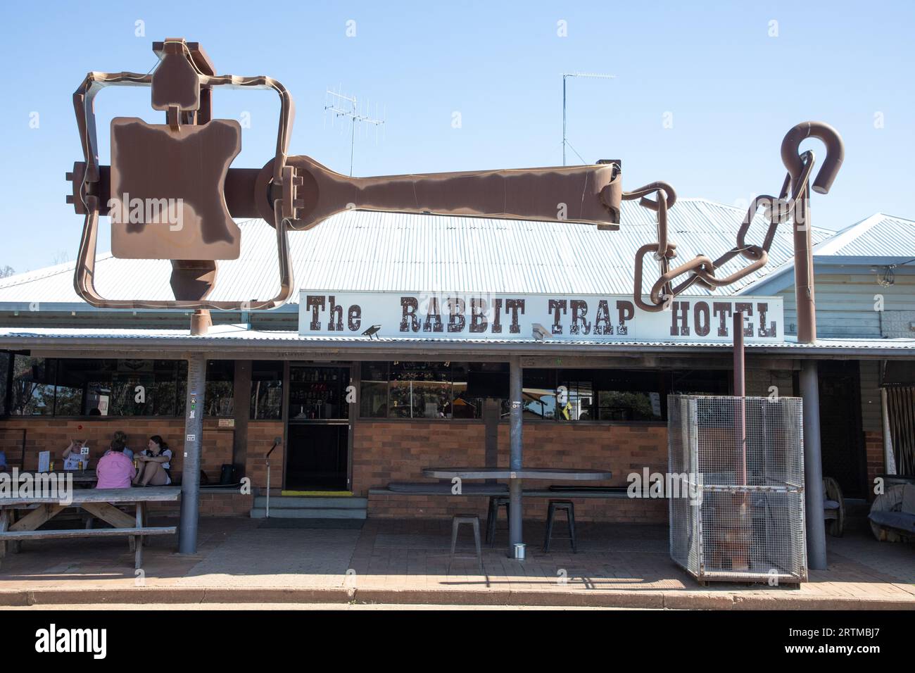 Rabbit trap hotel hi-res stock photography and images - Alamy