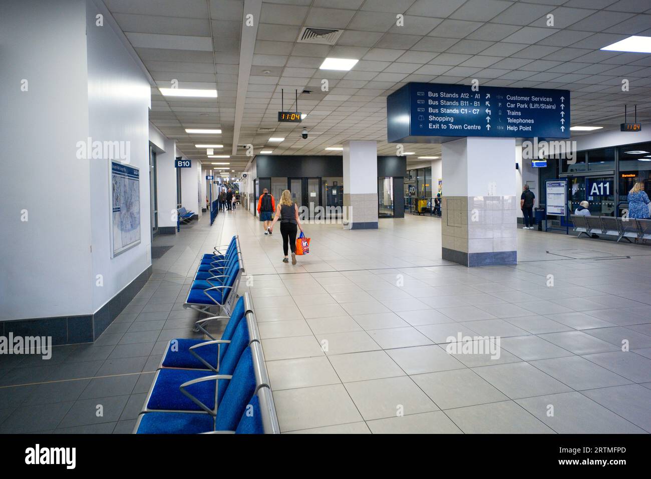 People going underground hires stock photography and images Alamy
