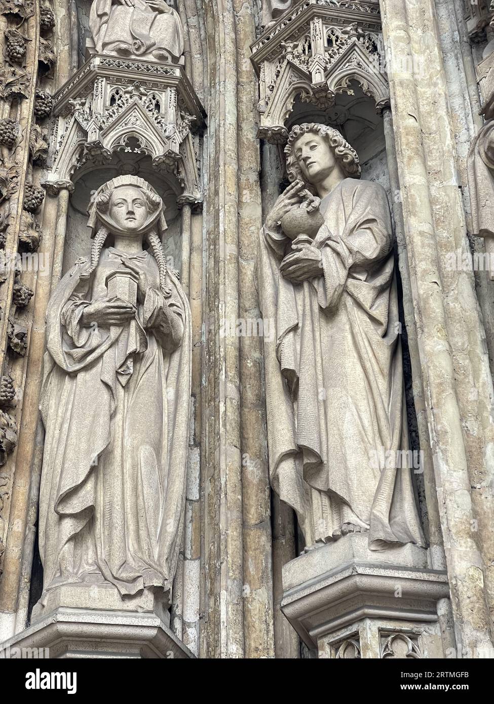 Statues outside Notre Dame du Sablon catholic church, Brussels, Belgium