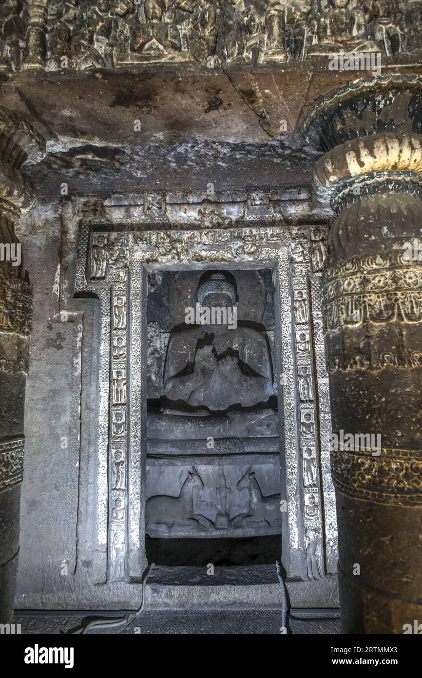 Grotte Buddha Hi res Stock Photography And Images Alamy grotte-buddha-hi-res-stock-photography-and-images-alamy