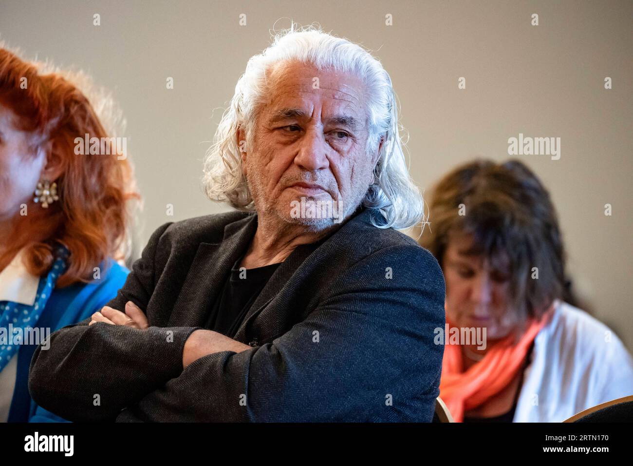 Stern combo hi-res stock photography and images - Alamy