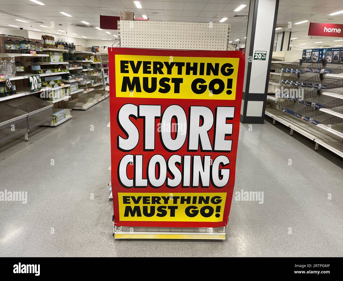 Bicester Oxfordshire UK. 15 September 2023. Wilko stores closing down