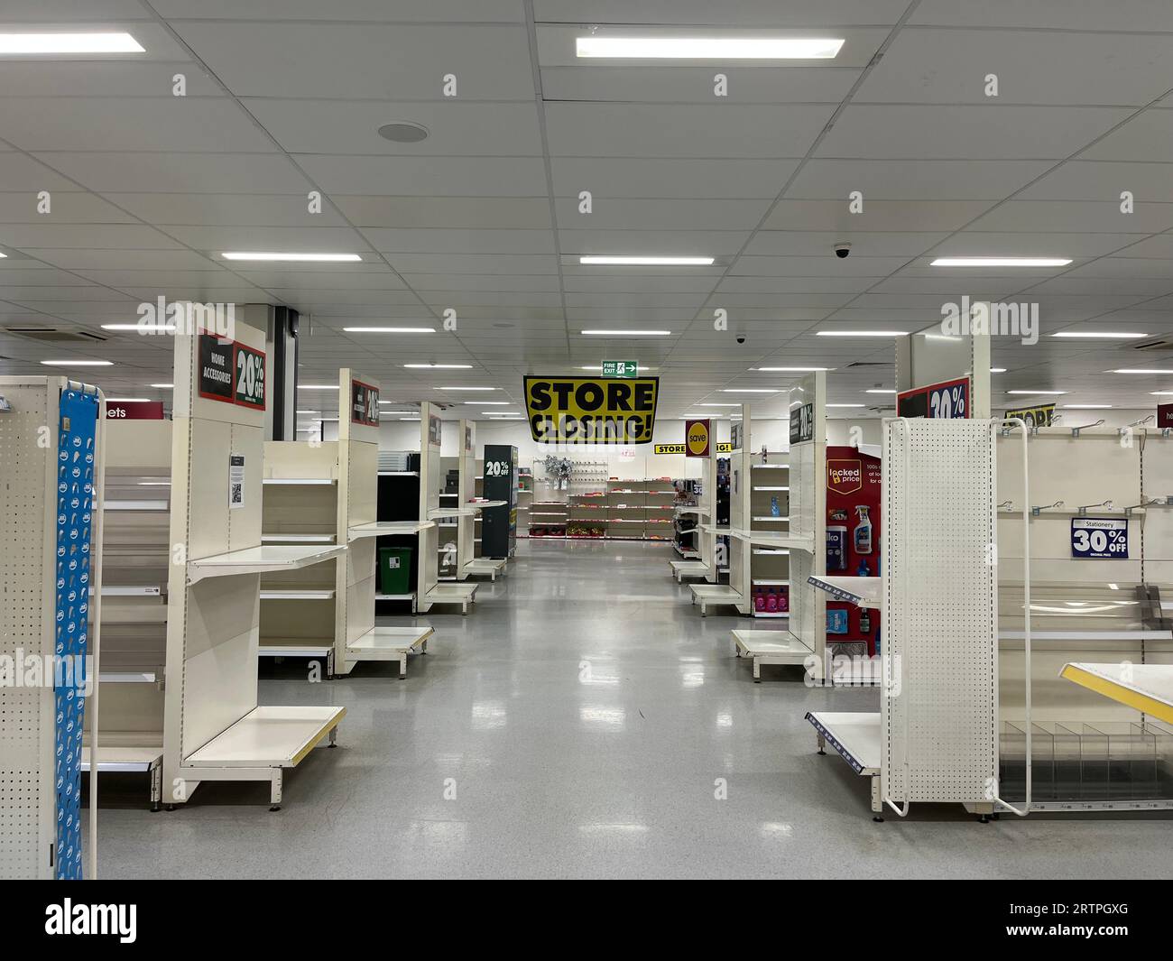 Bicester Oxfordshire UK. 15 September 2023. Wilko stores closing down