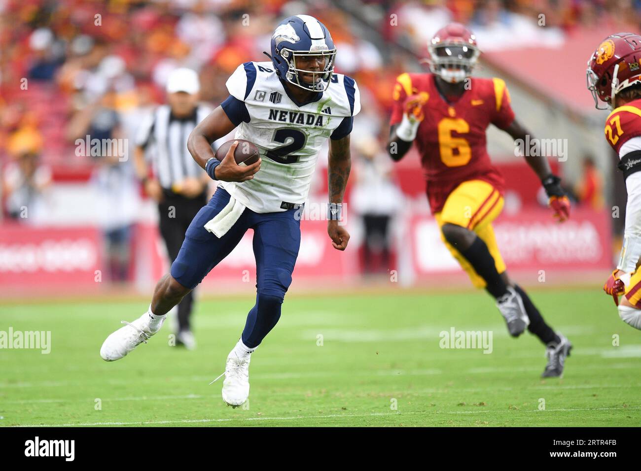 LOS ANGELES, CA - SEPTEMBER 02: Nevada Wolf Pack quarterback Brendon ...