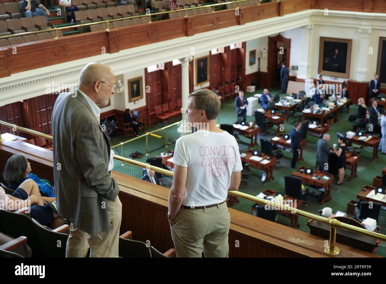 Two spectators discuss the Paxton trial during an afternoon break on day eight in Texas Attorney General Ken Paxton's impeachment trial in the Texas Senate on September 14, 2023. Credit: Bob Daemmrich/Alamy Live News Stock Photo