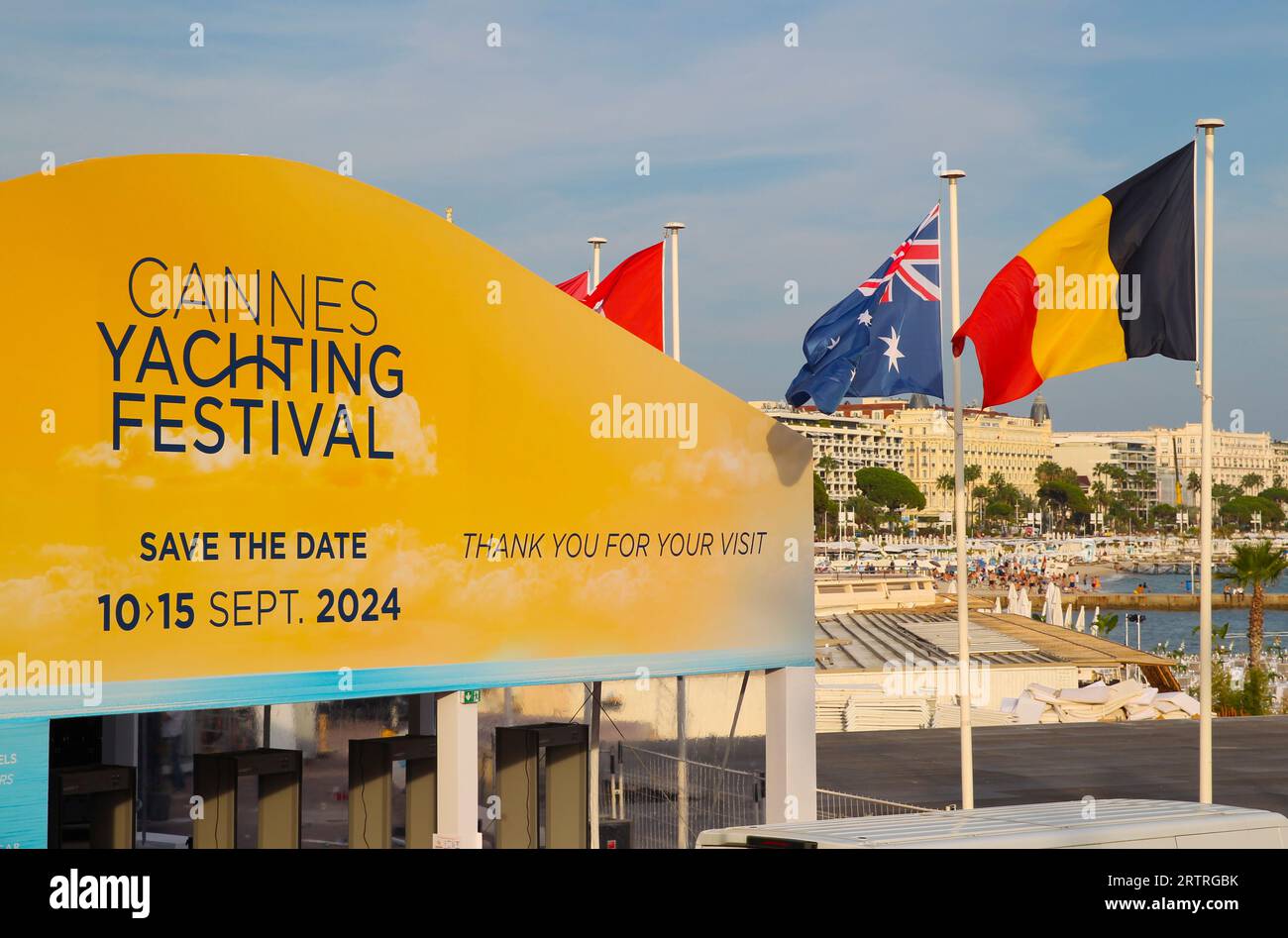 Cannes, Frankreich. 14th Sep, 2023. Cannes, France - September 14, 2023: Yachting Festival Cannes with general Atmosphere, Yachts, Yachten, Yacht. Mandoga Media Germany Credit: dpa/Alamy Live News Stock Photo