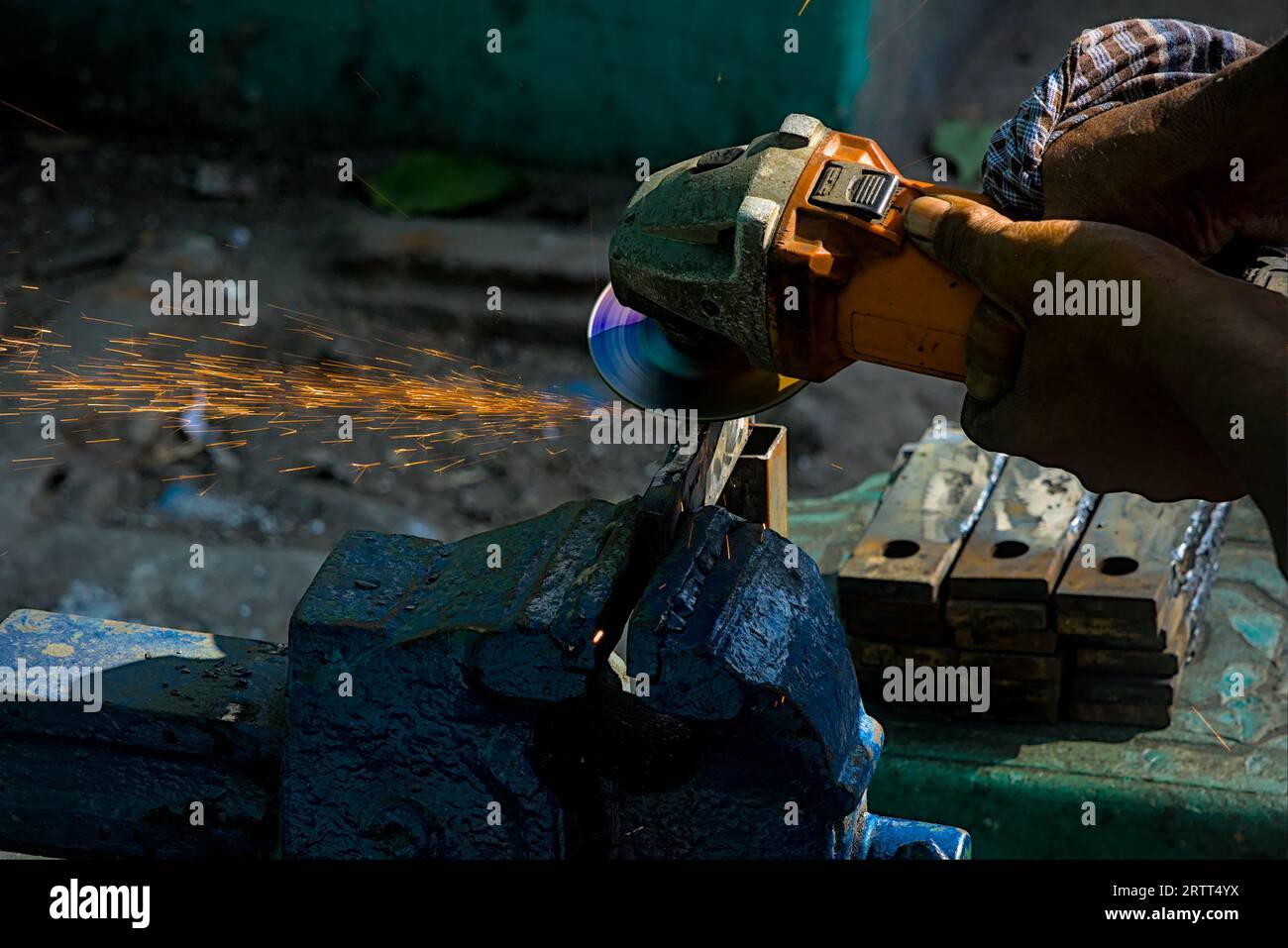 cutting steel in lathe Stock Photo Alamy