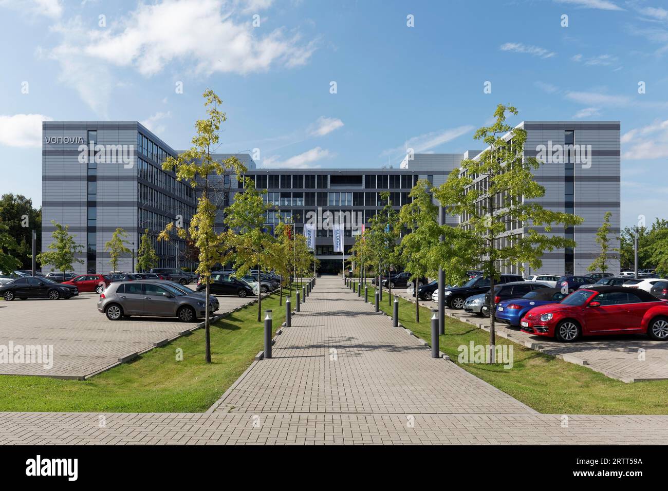 Real estate group hires stock photography and images Alamy