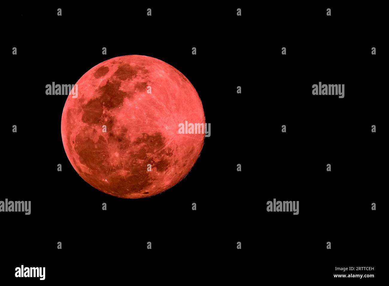 Lunar eclipse mystique hi-res stock photography and images - Alamy