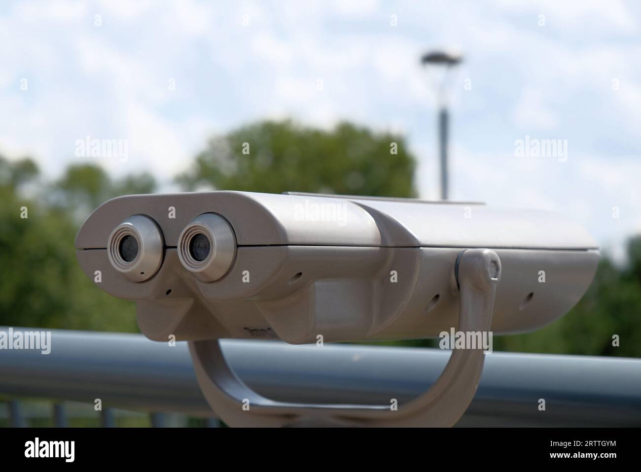 Seeing aid hi-res stock photography and images - Alamy