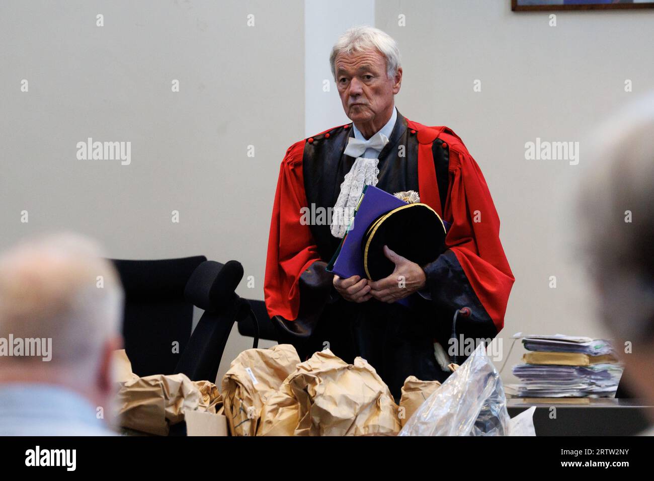Brugge, Belgium. 15th Sep, 2023. Chairman of the court Antoon Boyen pictured during the first session in the trial concerning the robbery and murder of Roland Roelens, before the Assizes Court of West-Flanders, in Brugge, Friday 15 September 2023. Roland Roelens (66) had his throat slit in October 2016, but the suspected perpetrator, his neighbour Nico Torck, has died. The neighbour's wife, their daughter and an acquaintance still have to answer for their part in the facts. BELGA PHOTO KURT DESPLENTER Credit: Belga News Agency/Alamy Live News Stock Photo