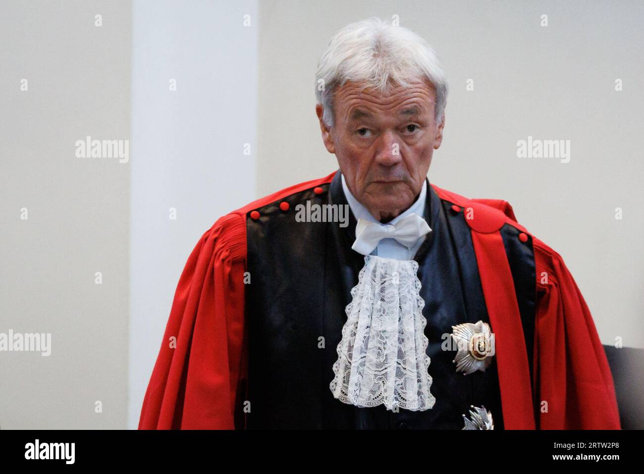 Brugge, Belgium. 15th Sep, 2023. Chairman of the court Antoon Boyen pictured during the first session in the trial concerning the robbery and murder of Roland Roelens, before the Assizes Court of West-Flanders, in Brugge, Friday 15 September 2023. Roland Roelens (66) had his throat slit in October 2016, but the suspected perpetrator, his neighbour Nico Torck, has died. The neighbour's wife, their daughter and an acquaintance still have to answer for their part in the facts. BELGA PHOTO KURT DESPLENTER Credit: Belga News Agency/Alamy Live News Stock Photo