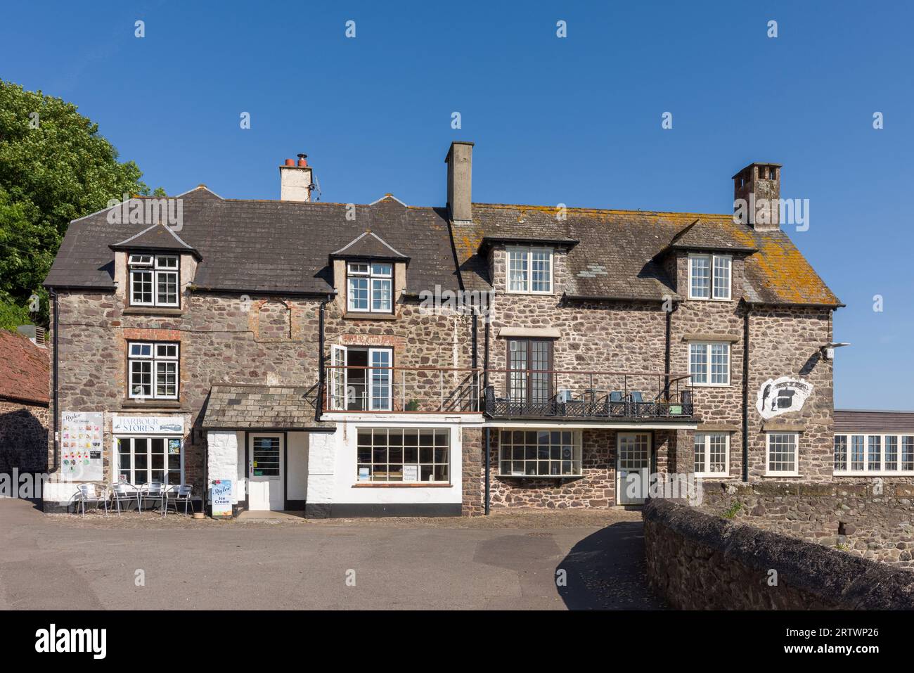 Cottages at Porlock Weir on the Exmoor National Park coast in Porlock Bay, Somerset, England. Stock Photo