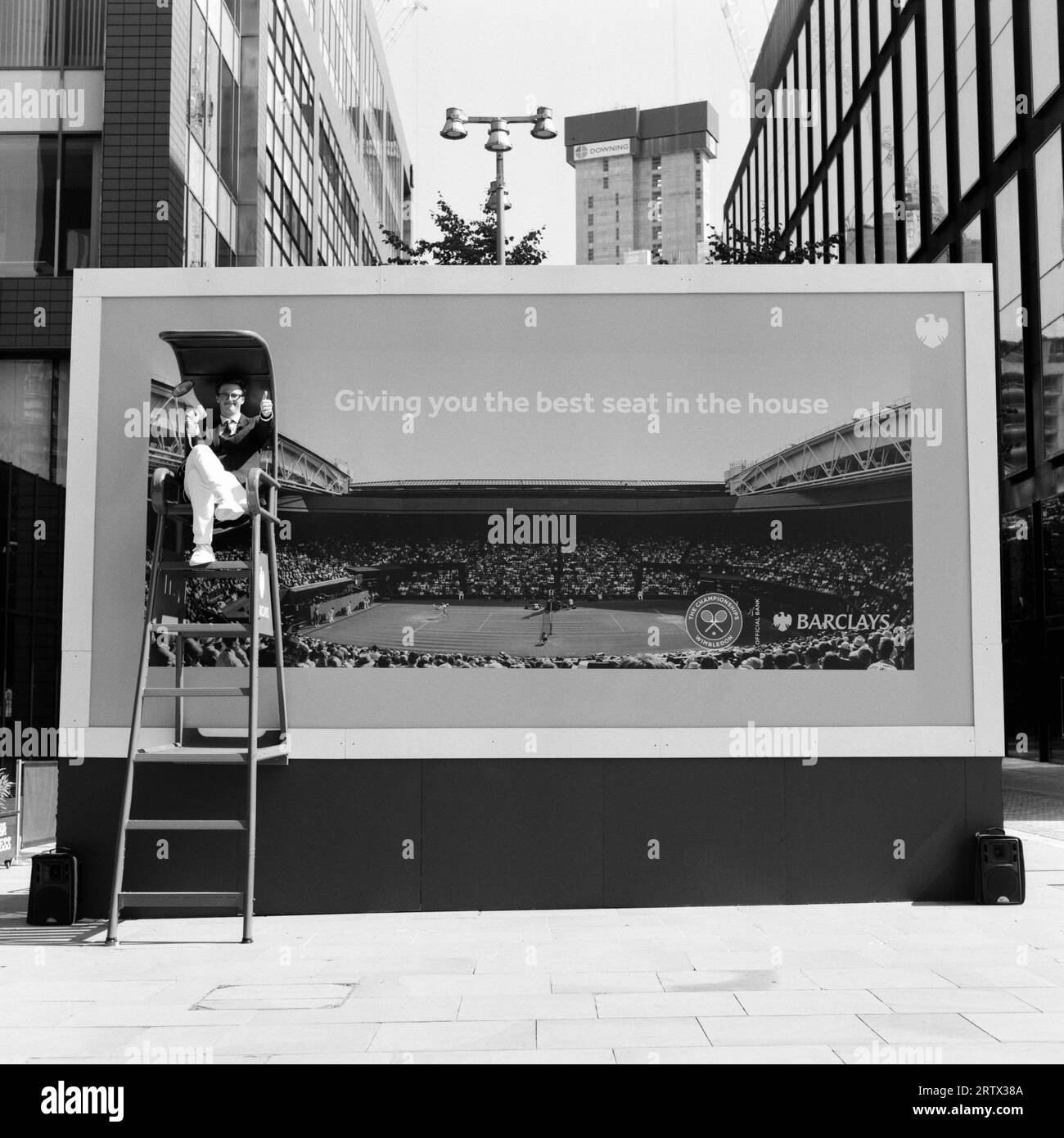 Umpire - 'the best seat in the house' - Barclays bank advertisement, social media exercise in the centre of Manchester, UK, July 2023 Stock Photo