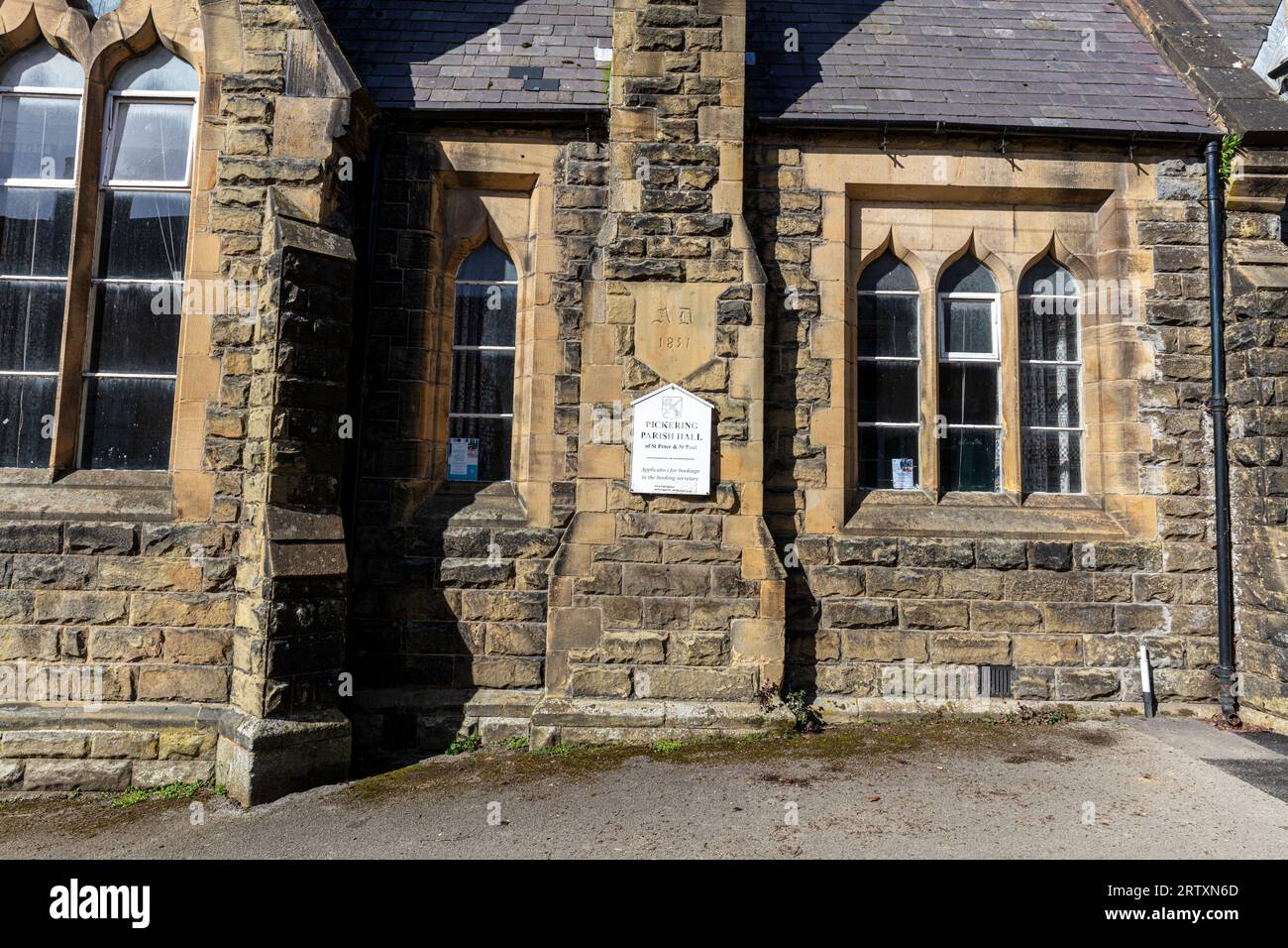 Pickering Parish Hall of St Peter & St Paul, Pickering, North Yorkshire, Yorkshire, UK, England, Pickering Parish Hall, Parish Hall, sign, building Stock Photo