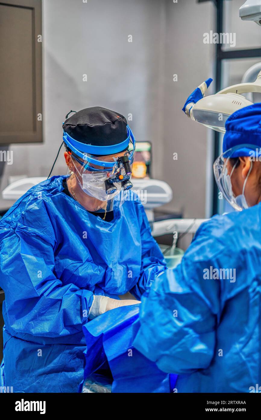 Hospital teamwork hi-res stock photography and images - Alamy