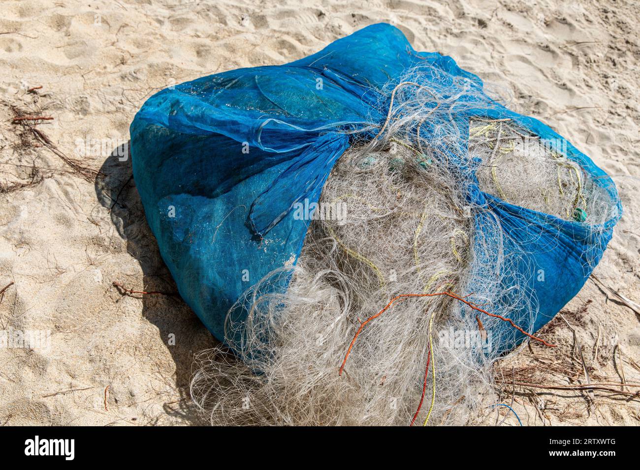 Dirty fishing net hi-res stock photography and images - Alamy