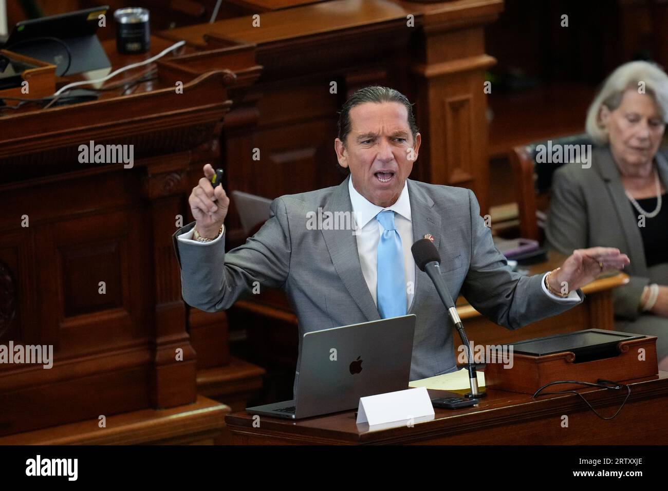 Defense attorney TONY BUZBEE gives final arguments as both sides have rested in Texas Attorney General Ken Paxton's impeachment trial in the Texas Senate on September 15, 2023. THe charges will go to the jury today. At left is Texas Ranger David Maxwell. Credit: Bob Daemmrich/Alamy Live News Stock Photo