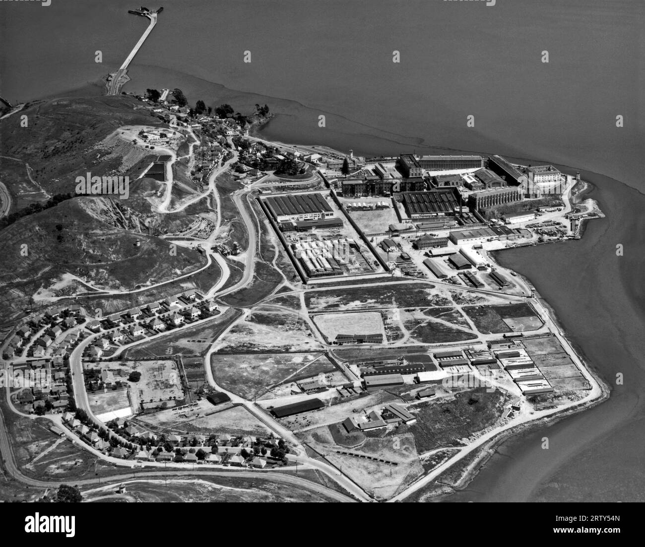 San quentin state prison Black and White Stock Photos & Images Alamy