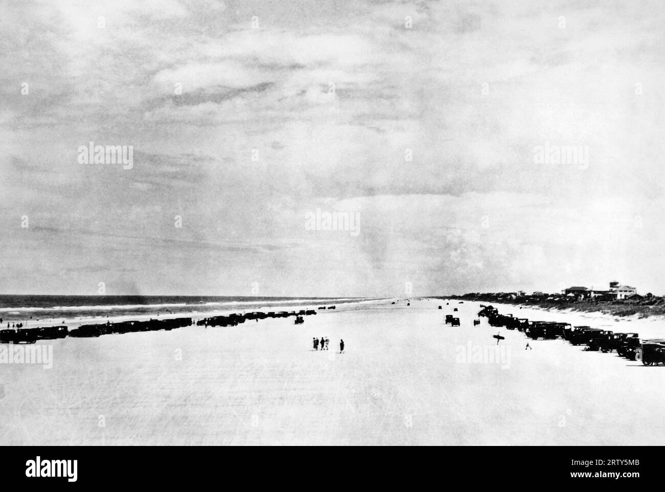 Ormond Beach, Daytona Beach, Florida: c. 1929 Speed races will be held here in February on Daytona Beach between Frank Lockhart of California, JM White of Philadelphia, and Malcolm Campbell of London in an effort to break Major Seagrave's record of 203mph set here last March. Stock Photo