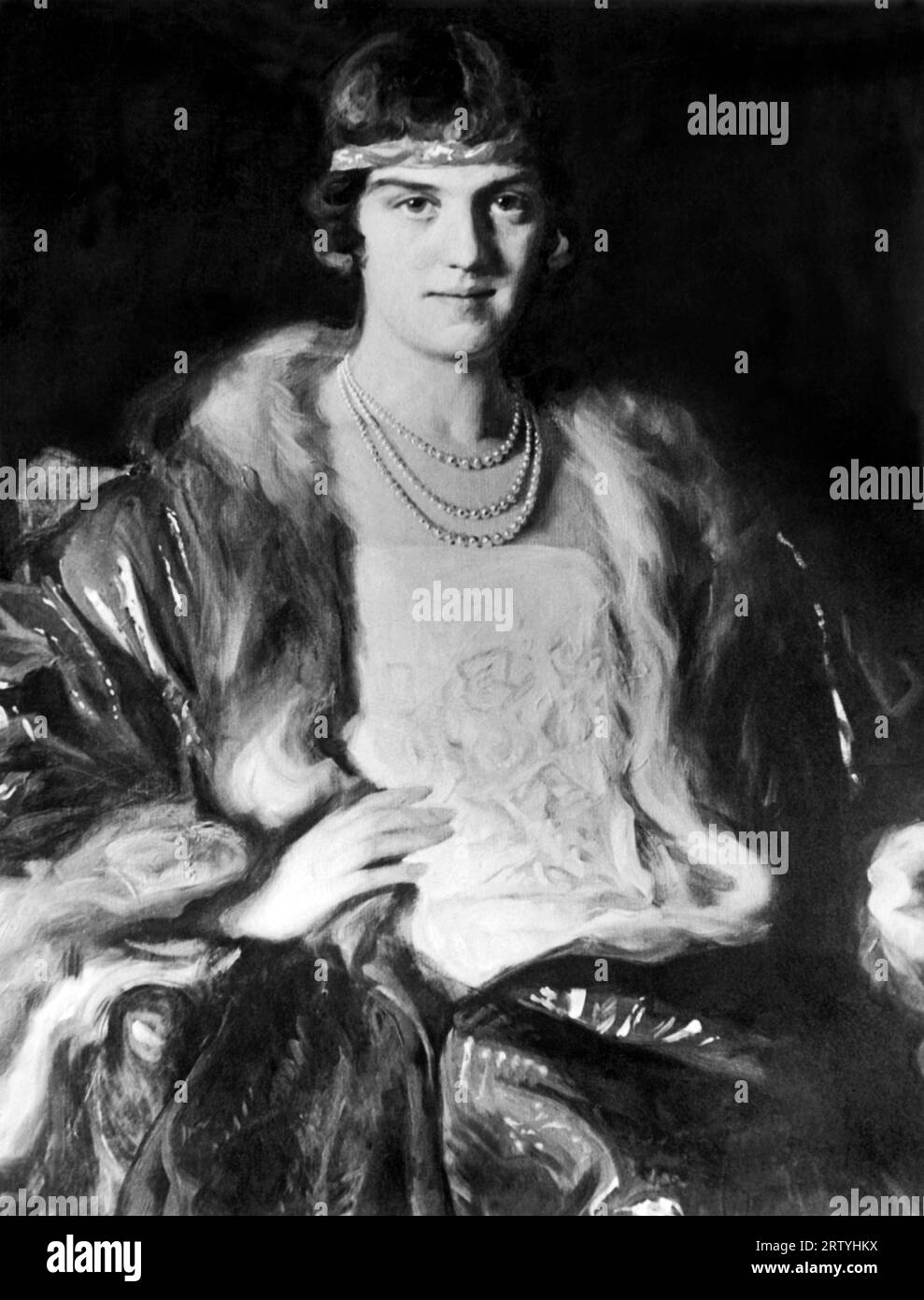 Paris, France   September 22, 1927 A portrait by Bernhard Osterman of the Grand Duchess Maria Pavlovna of Russia, now divorced from Prince William of Sweden, and is earning her living by designing fashions in Paris. Stock Photo