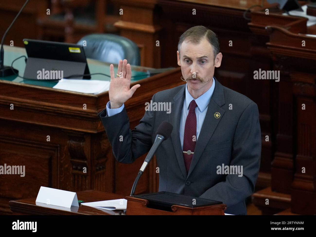 House impeachment manager Rep. ANDREW MURR gives final arguments as both sides have rested in Texas Attorney General Ken Paxton's impeachment trial in the Texas Senate on September 15, 2023. The jury is deliberating the charges late Friday afternoon. Credit: Bob Daemmrich/Alamy Live News Stock Photo