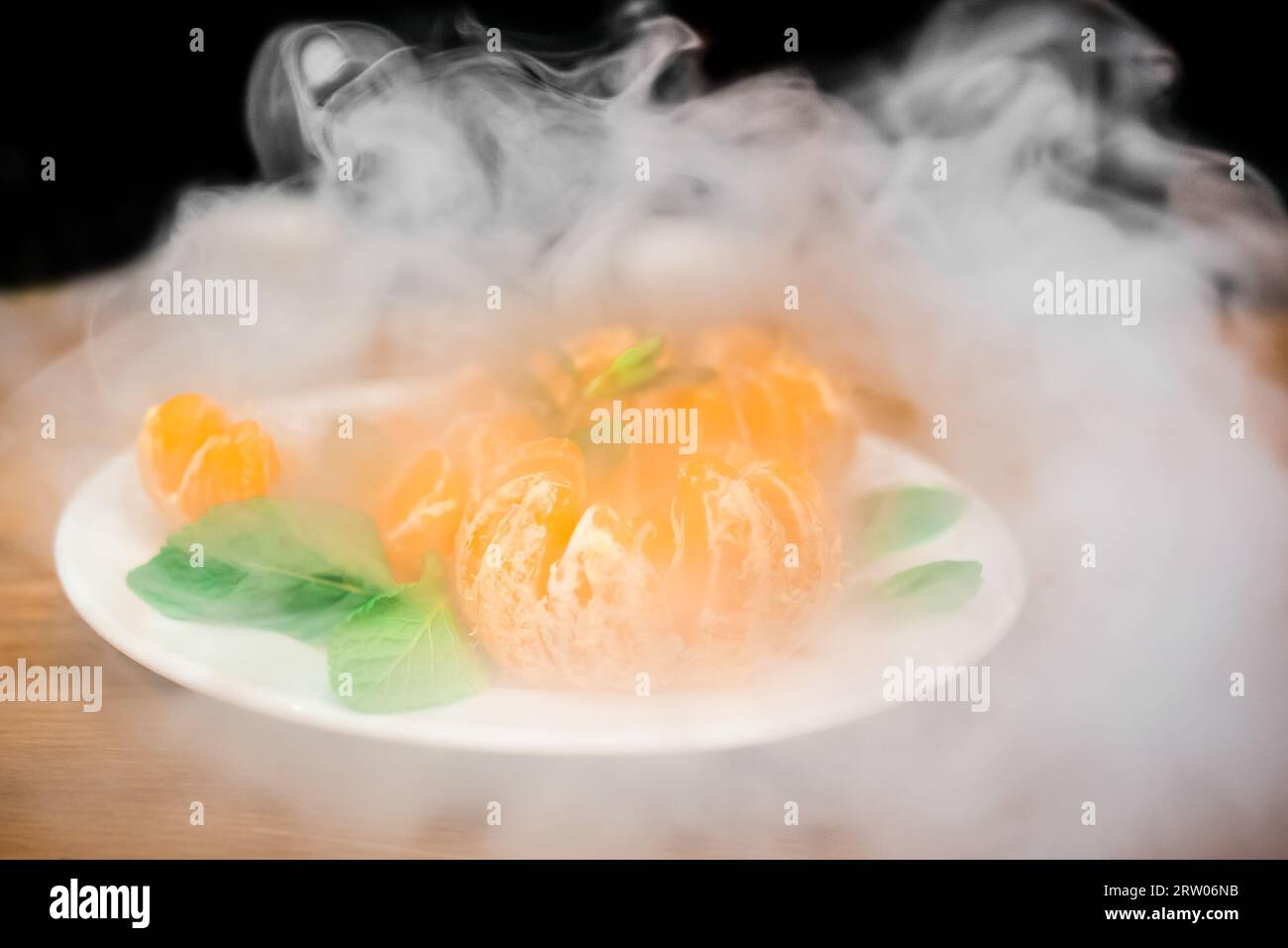 Hookah plate hi-res stock photography and images - Alamy
