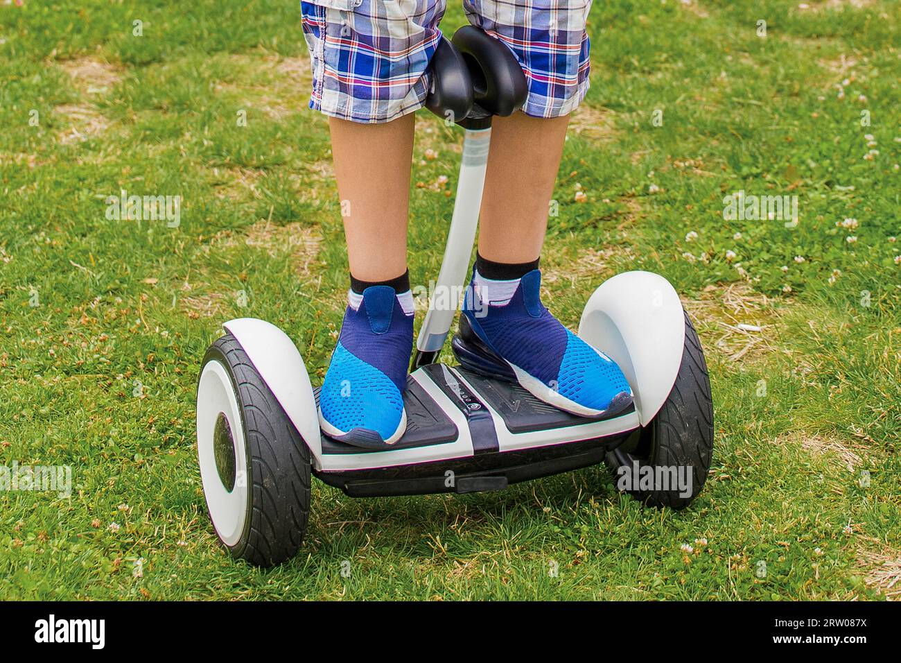 Hover board segway balance hi res stock photography and images Alamy