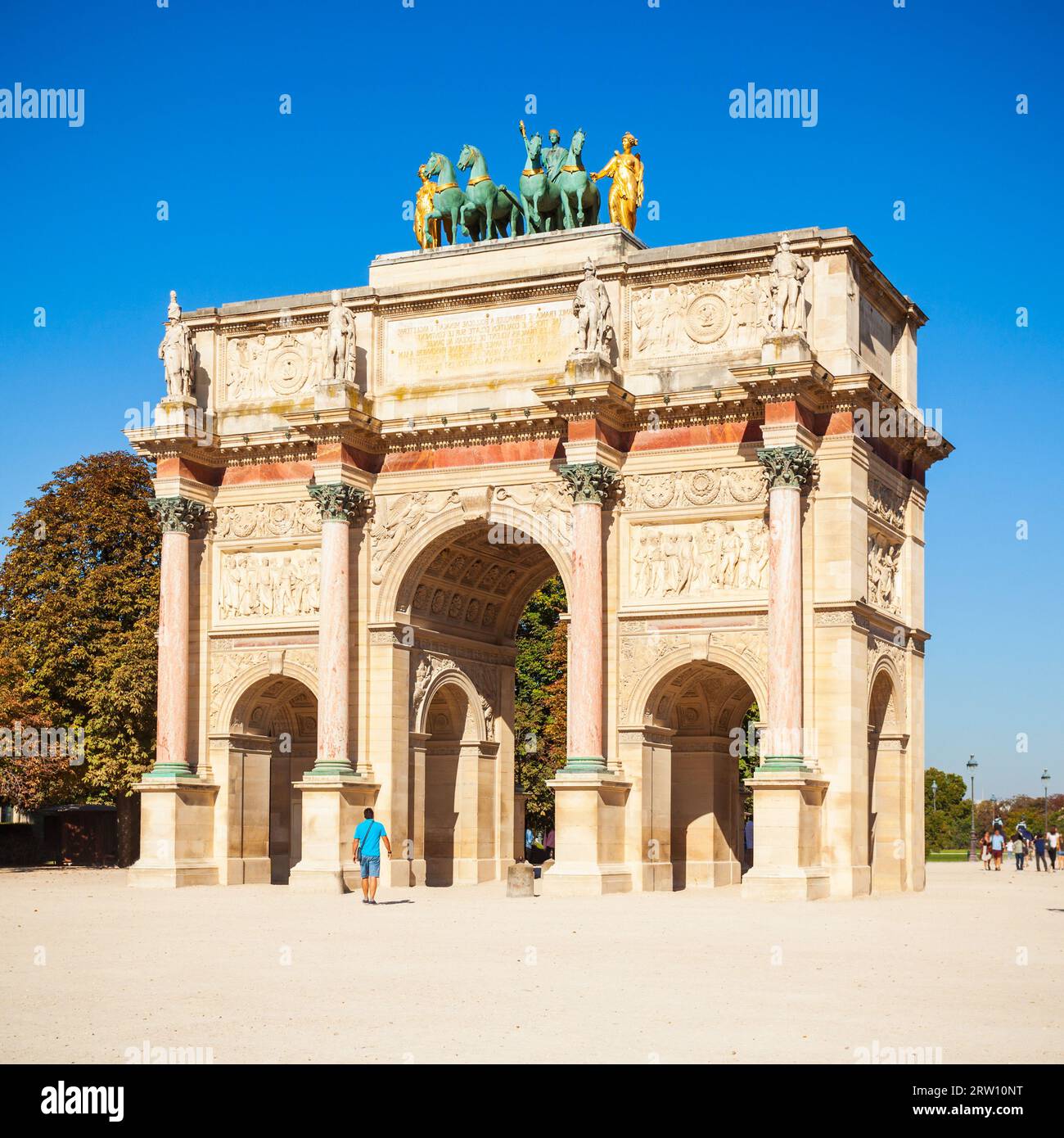 Arc de Triomphe du Carrousel is a triumphal arch located in the Place ...