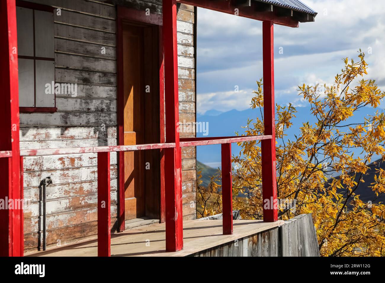 Historic bulding in fall landscape, Independence Mine, Hatcher Pass, Alaska Stock Photo