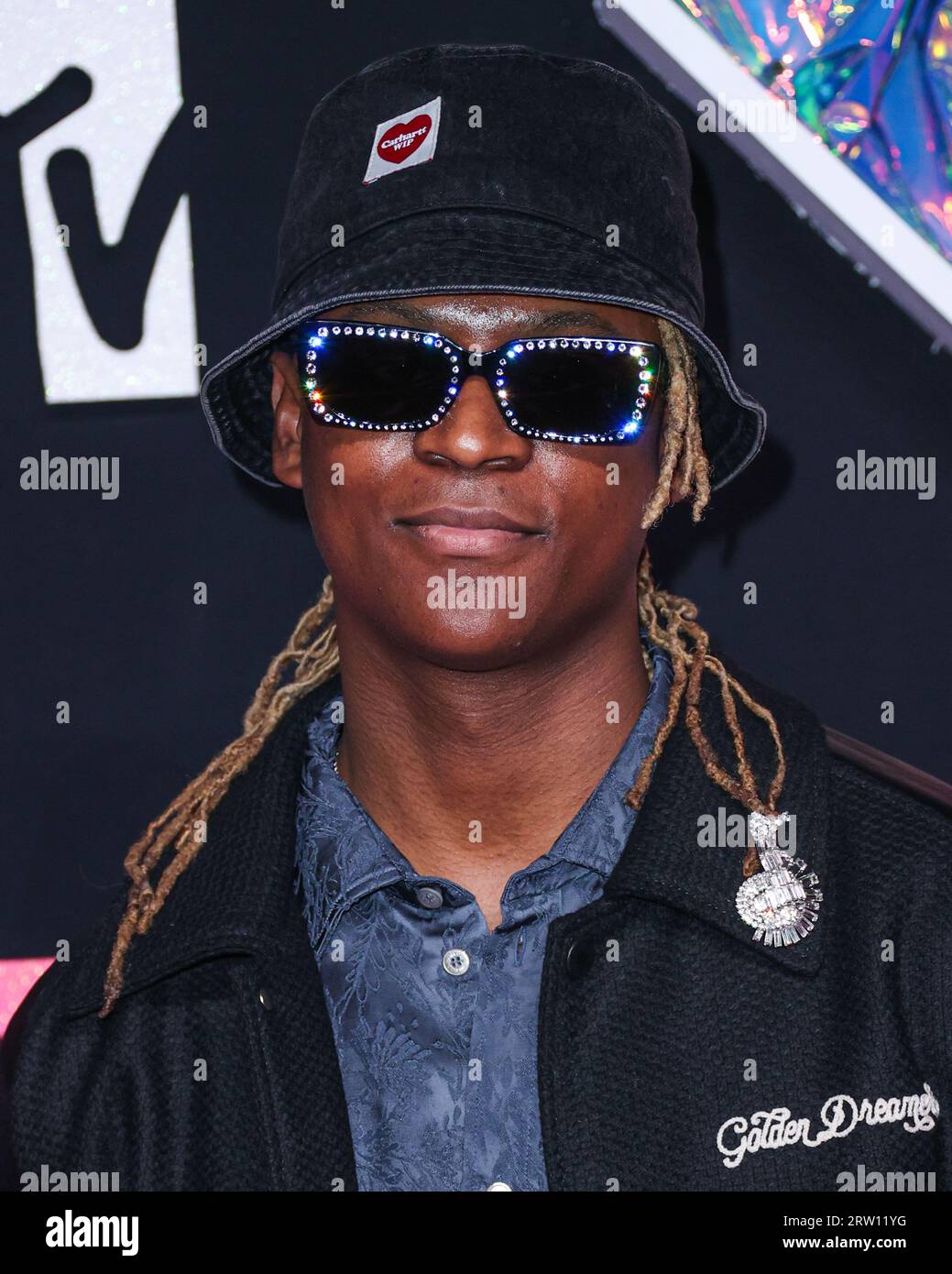 NEWARK NEW JERSEY USA SEPTEMBER 12 Myles O Neal Arrives At The newark-new-jersey-usa-september-12-myles-o-neal-arrives-at-the