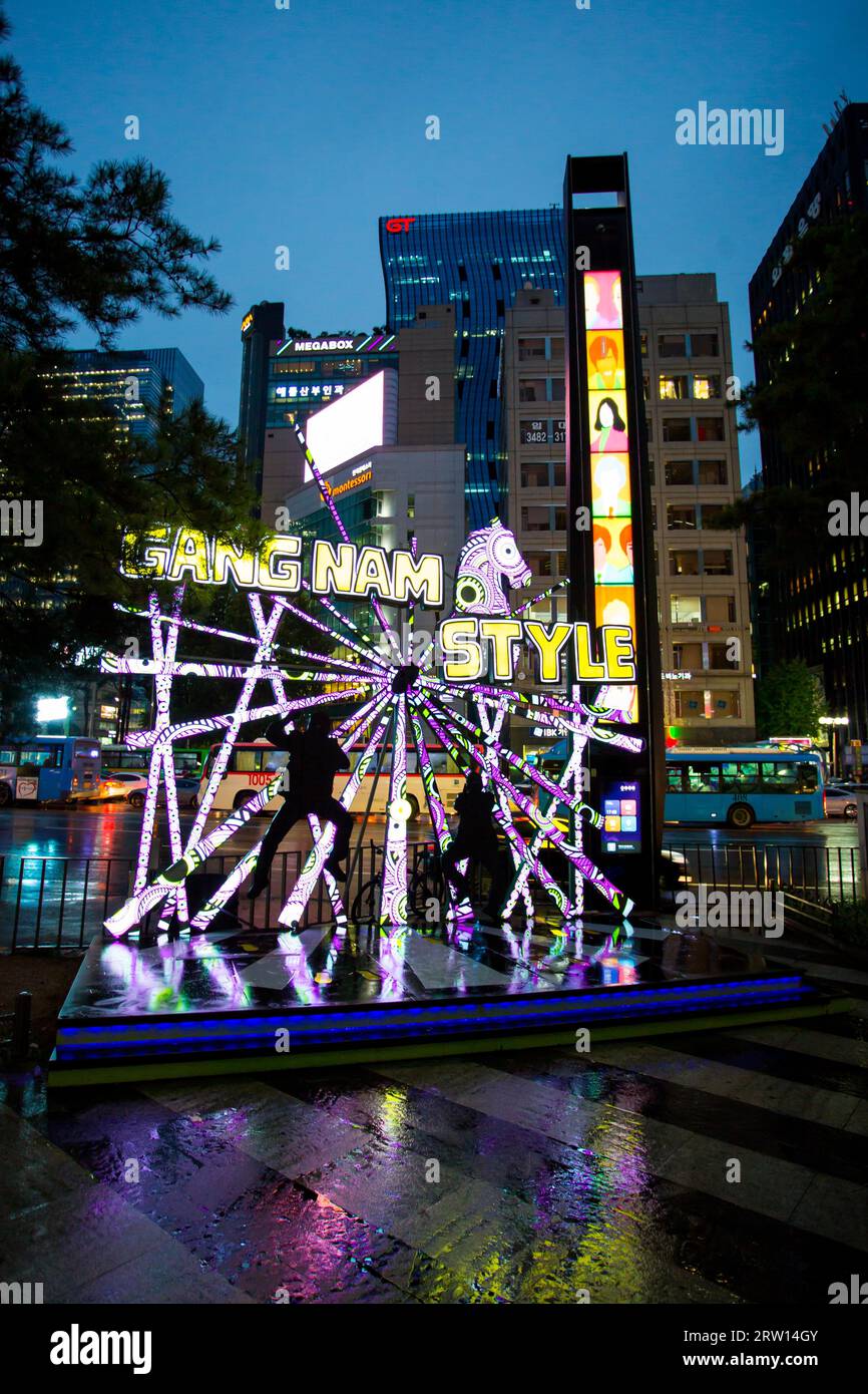 Seoul, Republic of Korea, October 21, 2014: Located in the centre of the Gangnam District of Seoul, the 'Gangnam Style Horse Dancing Stage' pays Stock Photo