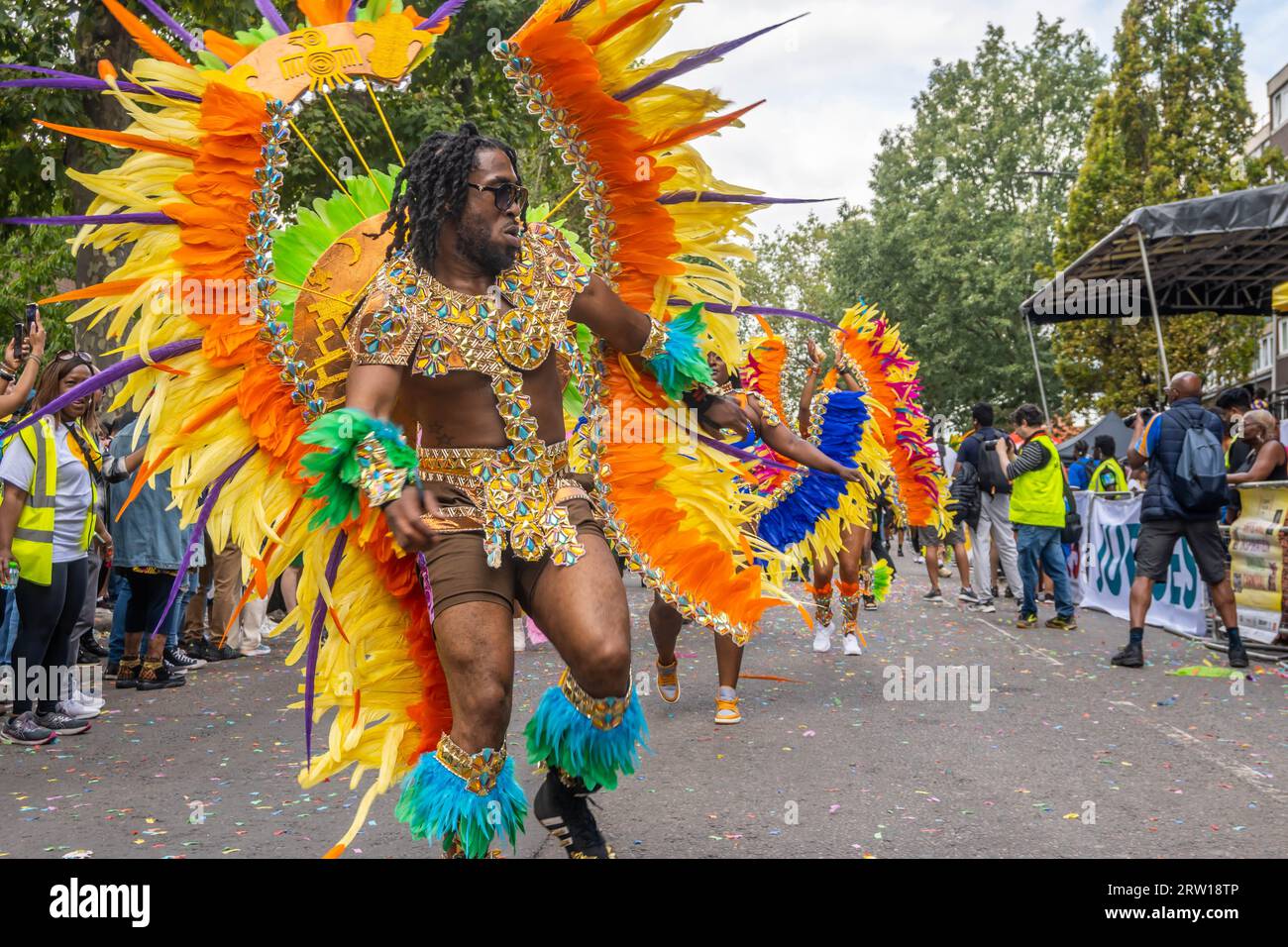 NOTTING HILL, LONDON, ENGLAND - 28 August 2023: Man wearing a costume at Notting Hill Carnival 2023 Stock Photo