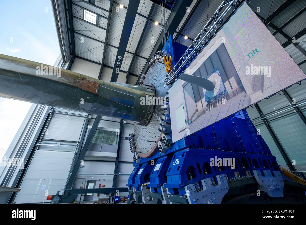 Rotor blade test rig hi-res stock photography and images - Alamy