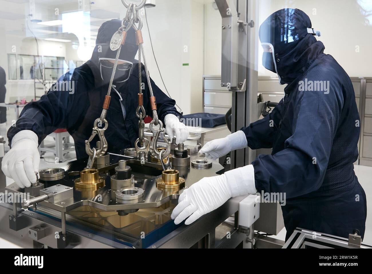 09.05.2023, Germany, Berlin, Berlin Production workers in the clean